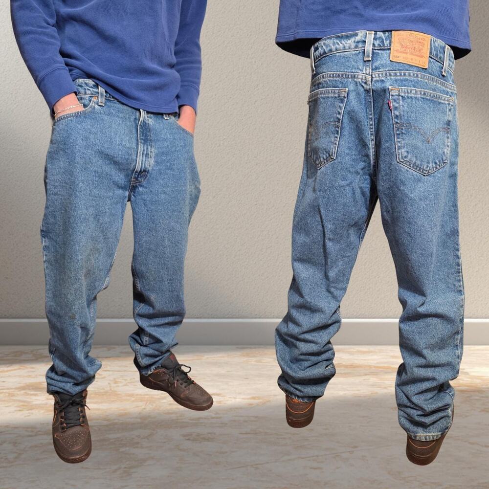 Vintage 90's Made in USA Levi 550 Denim Jeans (36x34)